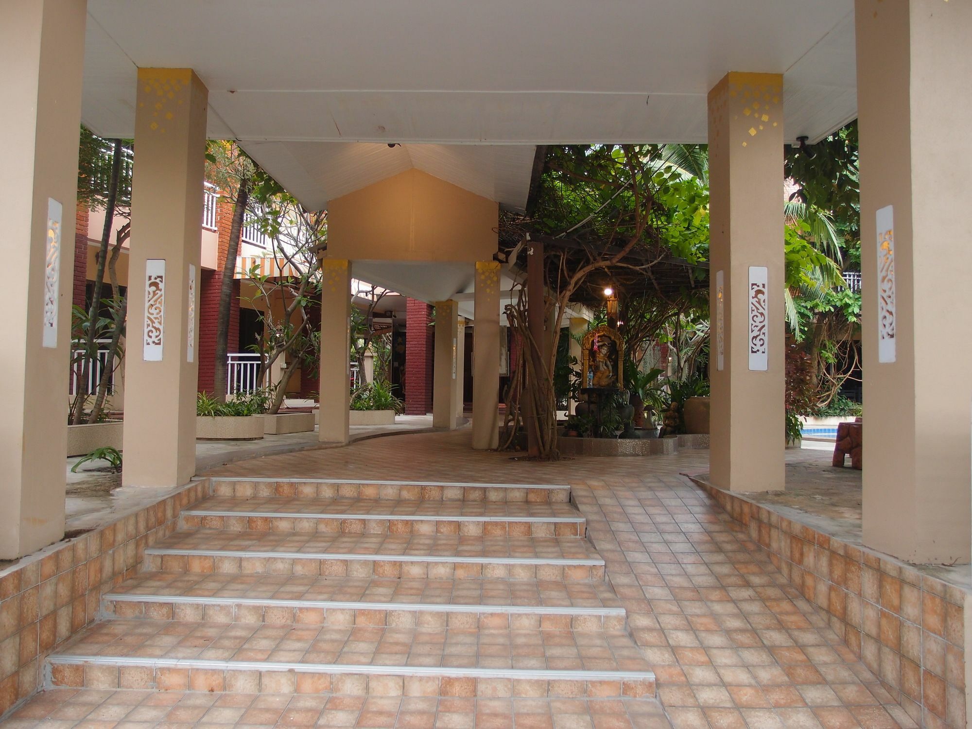 Blue Garden Resort Pattaya Джомтьєн-Біч Екстер'єр фото